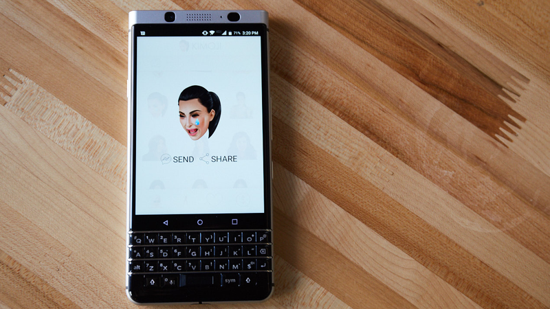 Illustration for article titled Um, Kim Kardashian? I Think I Found Your New BlackBerry